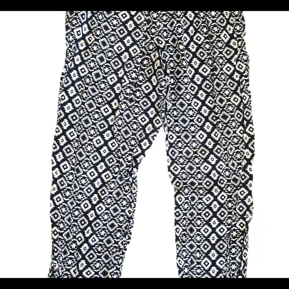 ZUNIE (Nordstrom) Geo Print Jumpsuit With Back Bow Detail Black/Pink Girl 10Y - Picture 9 of 12